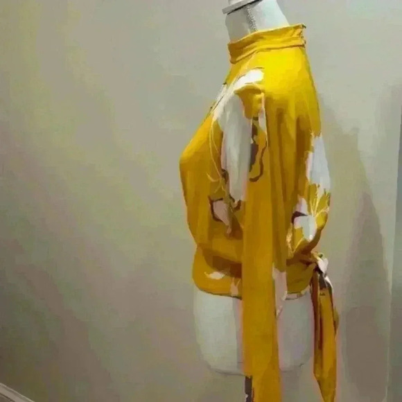 Free People Floral Yellow Mock Neck Top Size Small/Petite - Picture 3 of 9
